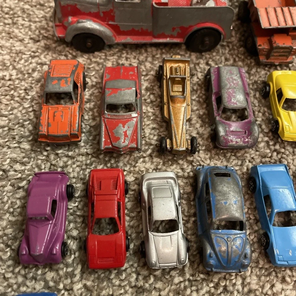 36 1950s Tootsie Toys Car Truck Lot USA Rodster Porsche Chevy Pontiac Dragster +